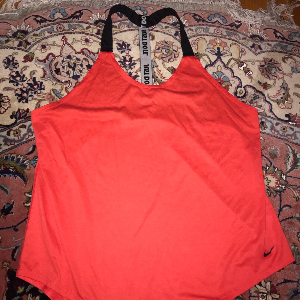 Nike workout tank top